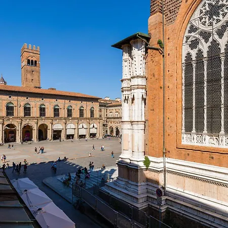 Pignattari - Piazza Maggiore View, *